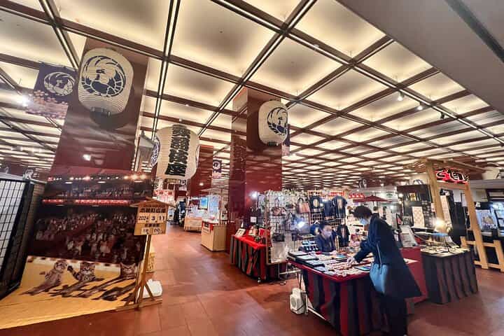 Tokyo, Learn about Japanese Traditional art KABUKI in Ginza