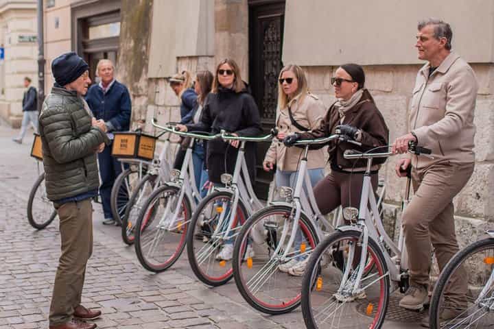 Krakow: 2 Hours Old Town Guided Bike Tour