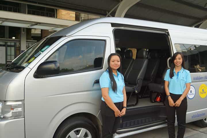 Private Mini Bus Rental in Phuket with Experienced Guide/Driver