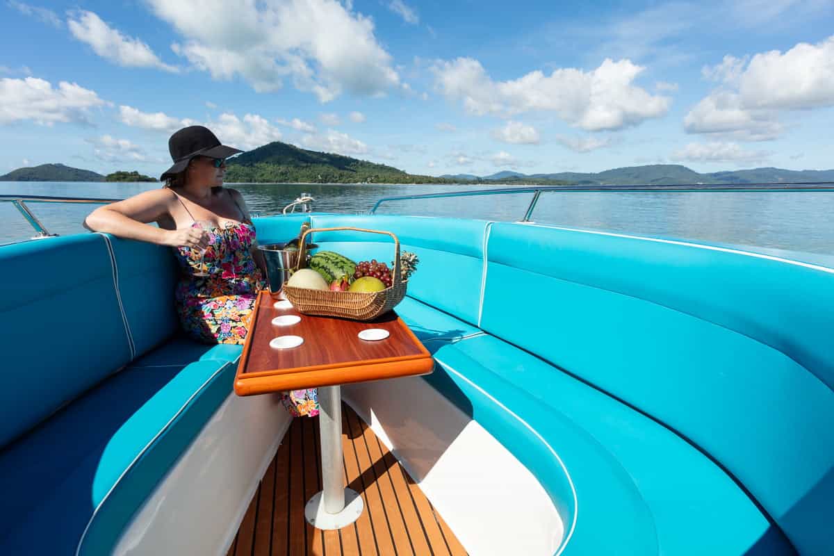 Private Phi Phi Sunrise – Luxury Speedboat Charter