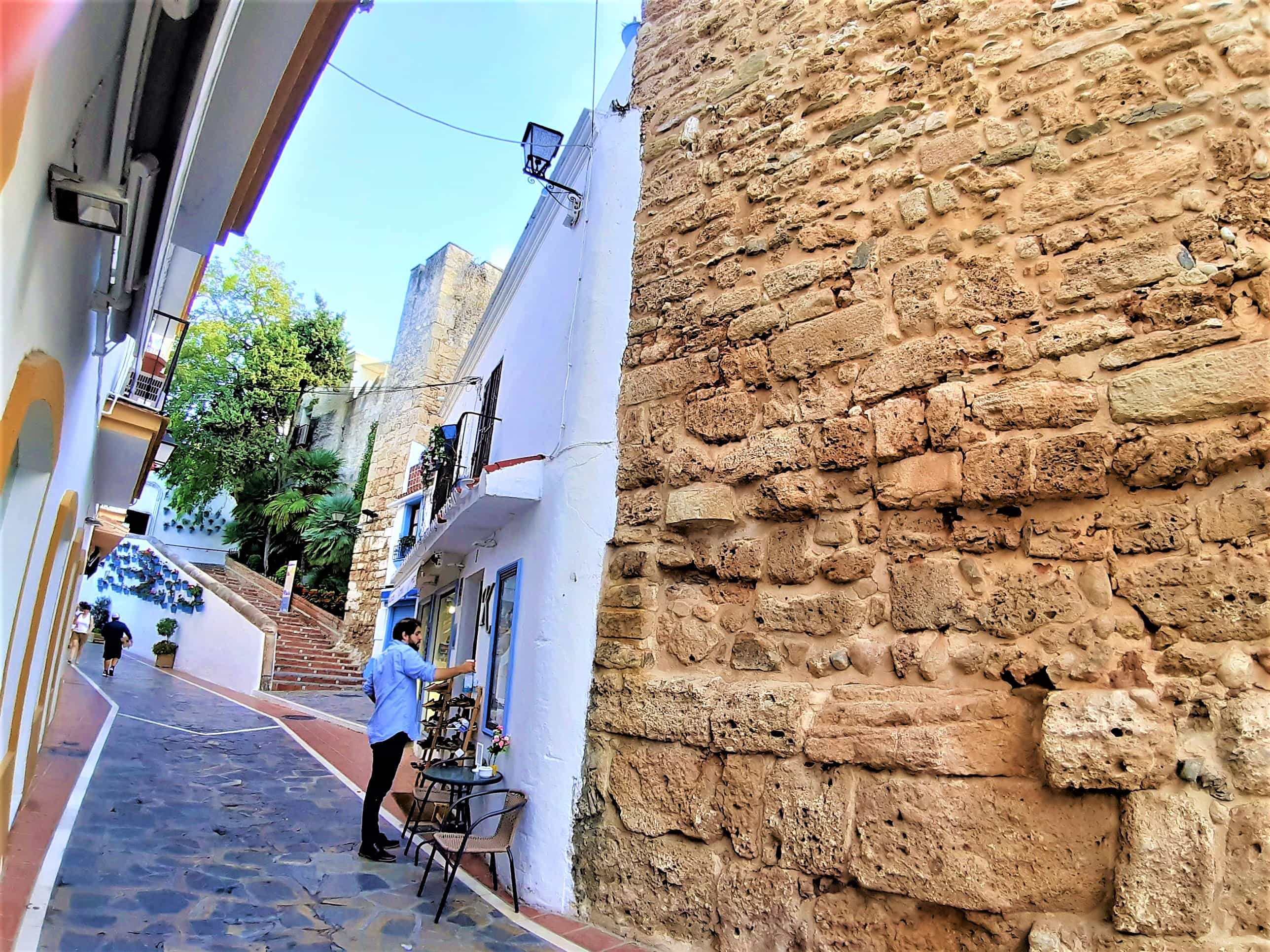 Mijas, Marbella and Puerto Banus group trip with pick-up at Costa del Sol
