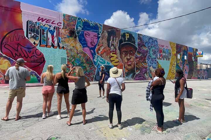 Private Miami City Tour – Exclusive Small Group Experience 14pax
