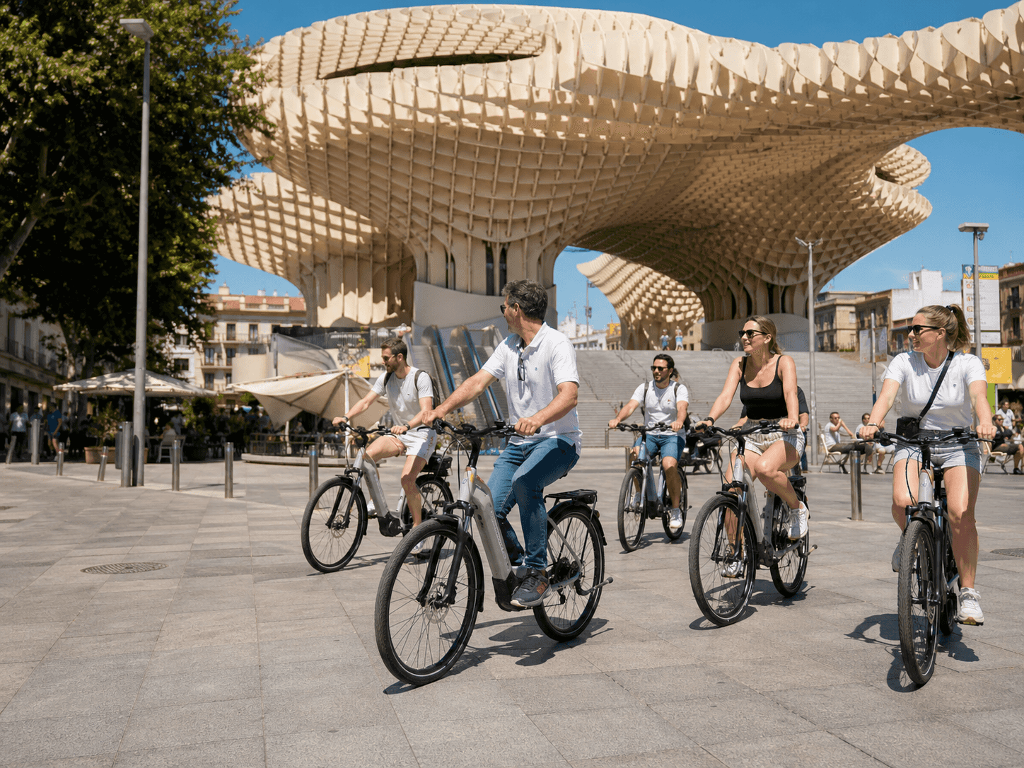 Seville  E-Bike Tour: Top Seville's Monuments