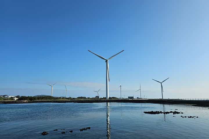 Jeju Private Tour Package -West of Jeju (Handam & Yongmeri coast)