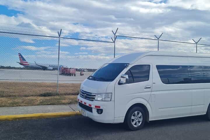 Private Transportation From Liberia Airport To Monteverde