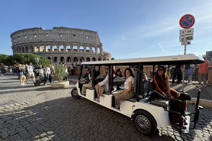 Rome Highlights: Golf Cart Tour with a Local Guide