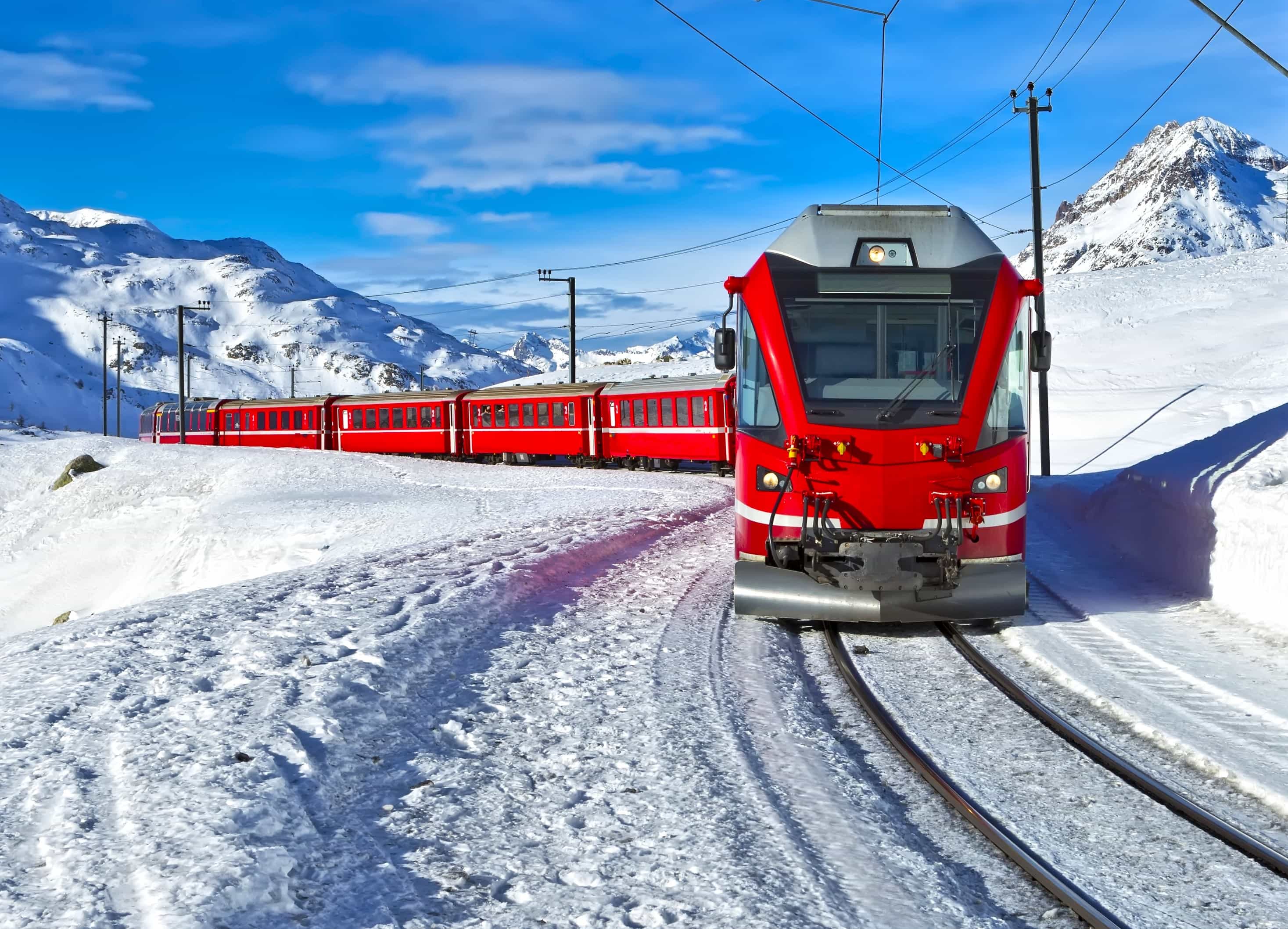 Lake Como, Swiss Alps and Bernina train. Departure from Milan