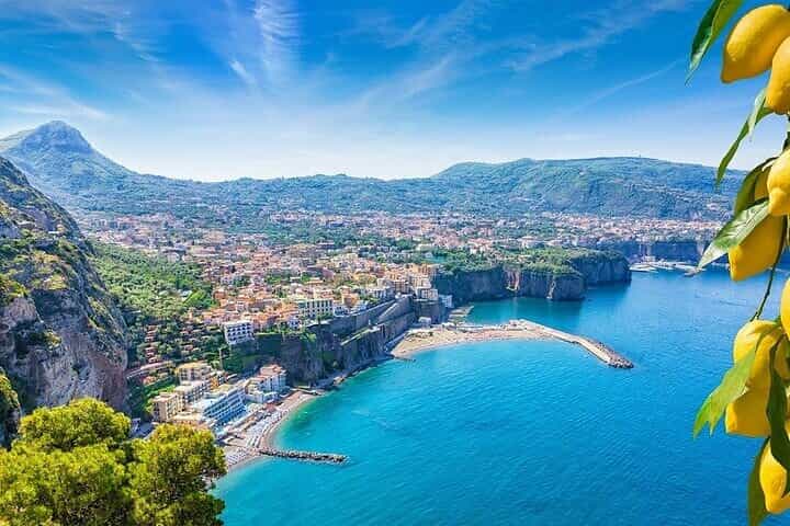 From Rome: Best of Pompeii Guided Tour and Sorrento Day Trip