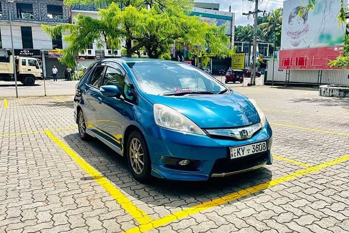 Airport Taxi Transfers from Colombo Airport to Wadduwa
