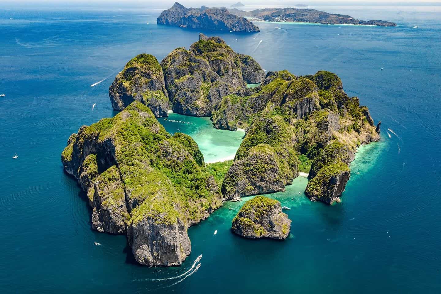 Private Phi Phi and Bamboo Islands Snorkeling Tour by Speedboat