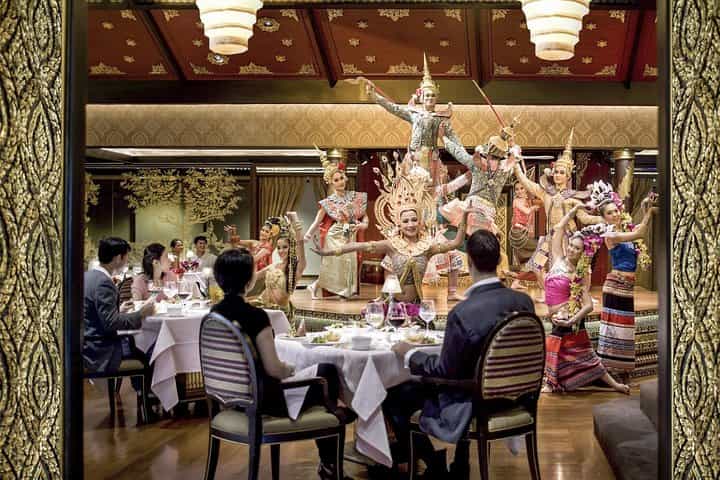 Gourmet Dinner & Spectacular Show at Mandarin Oriental