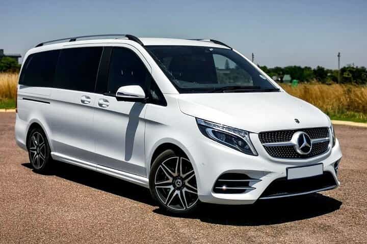 Private Transfer: Cape Town to CPT Airport in Luxury Van