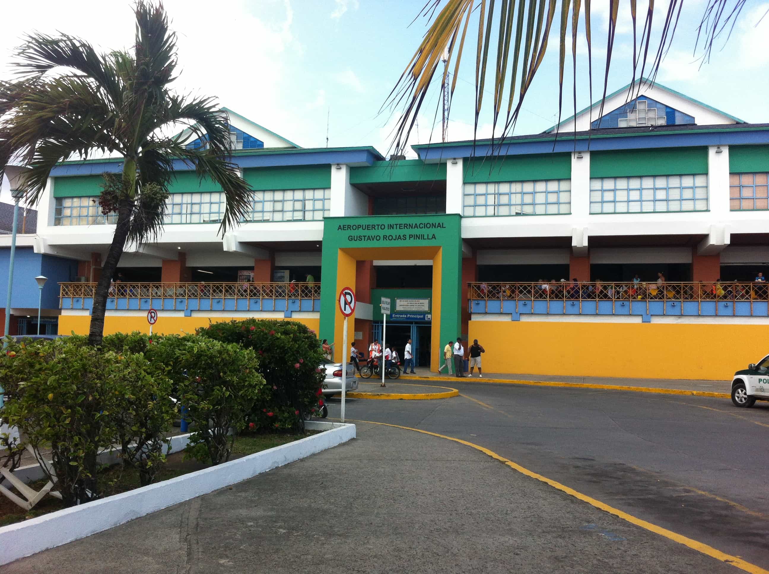 Traslado  Hotel/Alojamiento al Aeropuerto Gustavo Rojas Pinilla -Isla de San Andrés