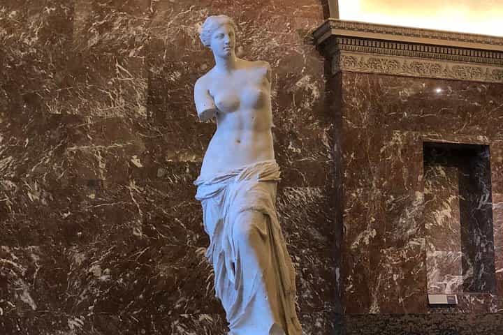 Louvre: Everything but the Mona Lisa - Limited to 6 Guests