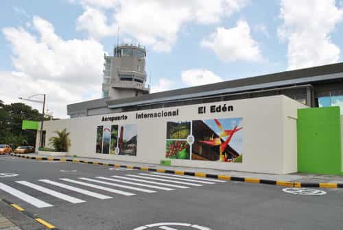 Traslado Aeropuerto Internacional El Edén Armenia a Hotel/Alojamiento