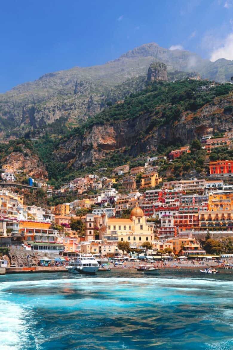 HD: Good morning Positano! Up to 8 passengers on board   