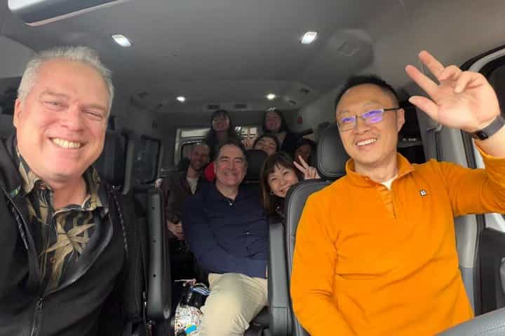 8-Hour Shanghai English Speaking Driver Chauffeur Service