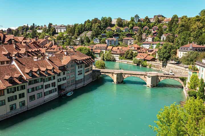 UNESCO Bern Private Walking Tour with Local Guide