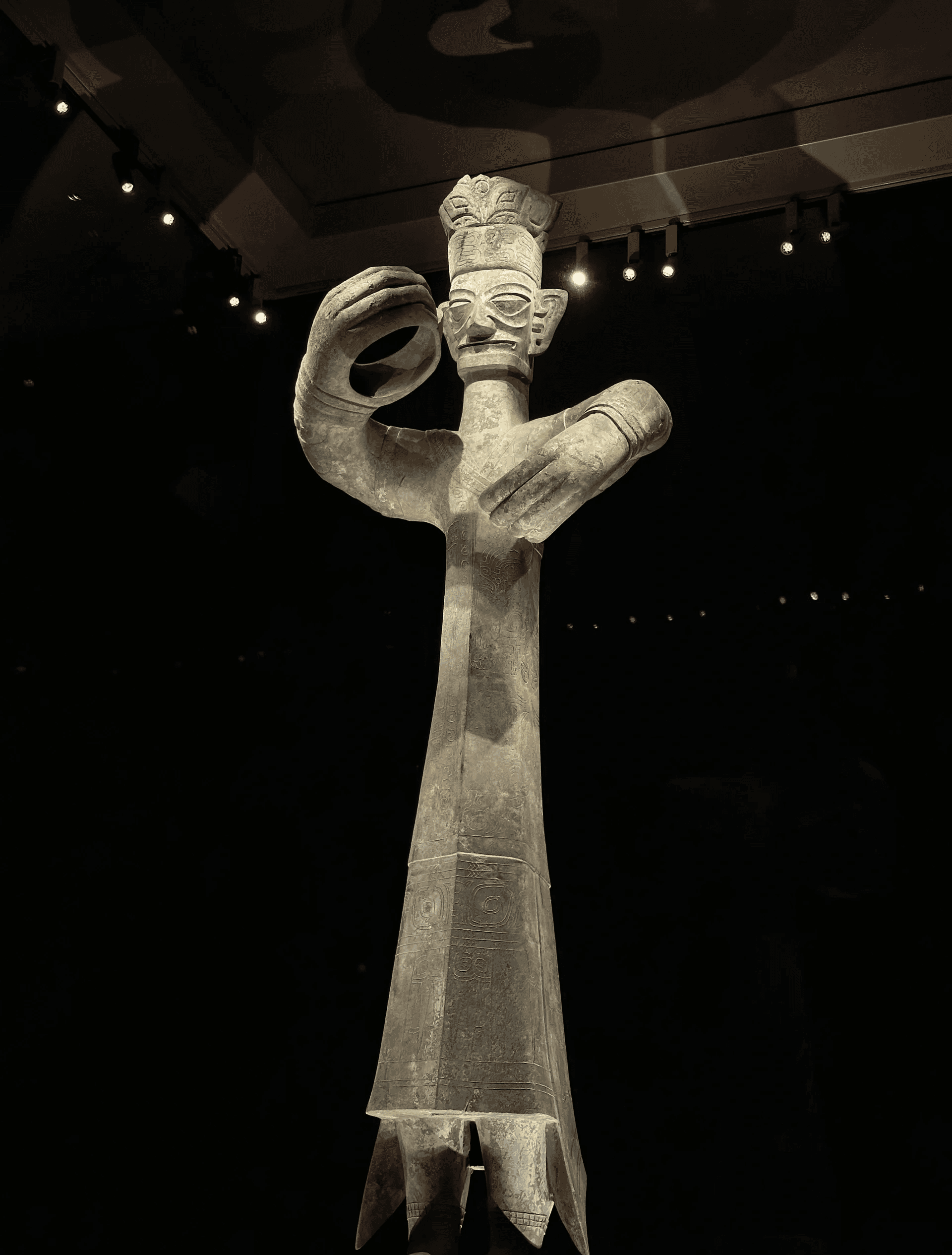 Sanxingdui and Panda Base Day Tour from Chengdu