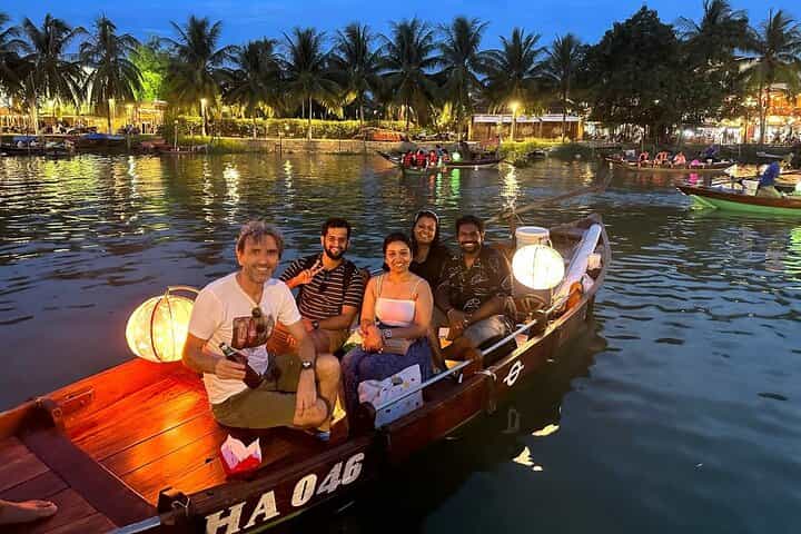 Hoi An Coconut Jungle Tour with Evening Lantern Boat Adventure