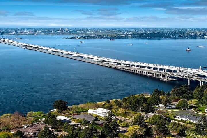 Full Day Seattle's W2 Tour - Wineries and Waterfalls