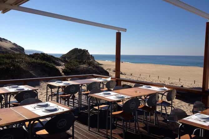 South of Lisbon - Beaches and Lunch in Meco Beach