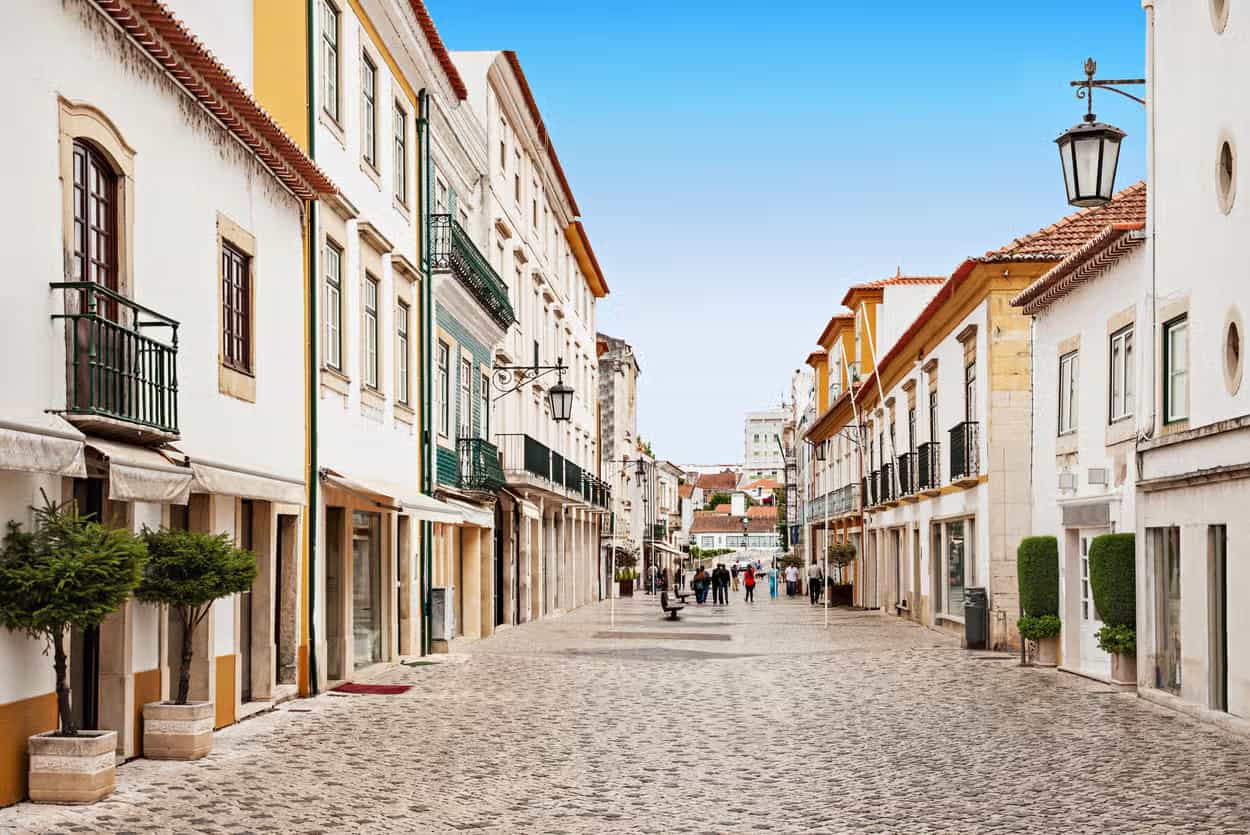 Excursion to Tomar, Batalha and Alcobaça