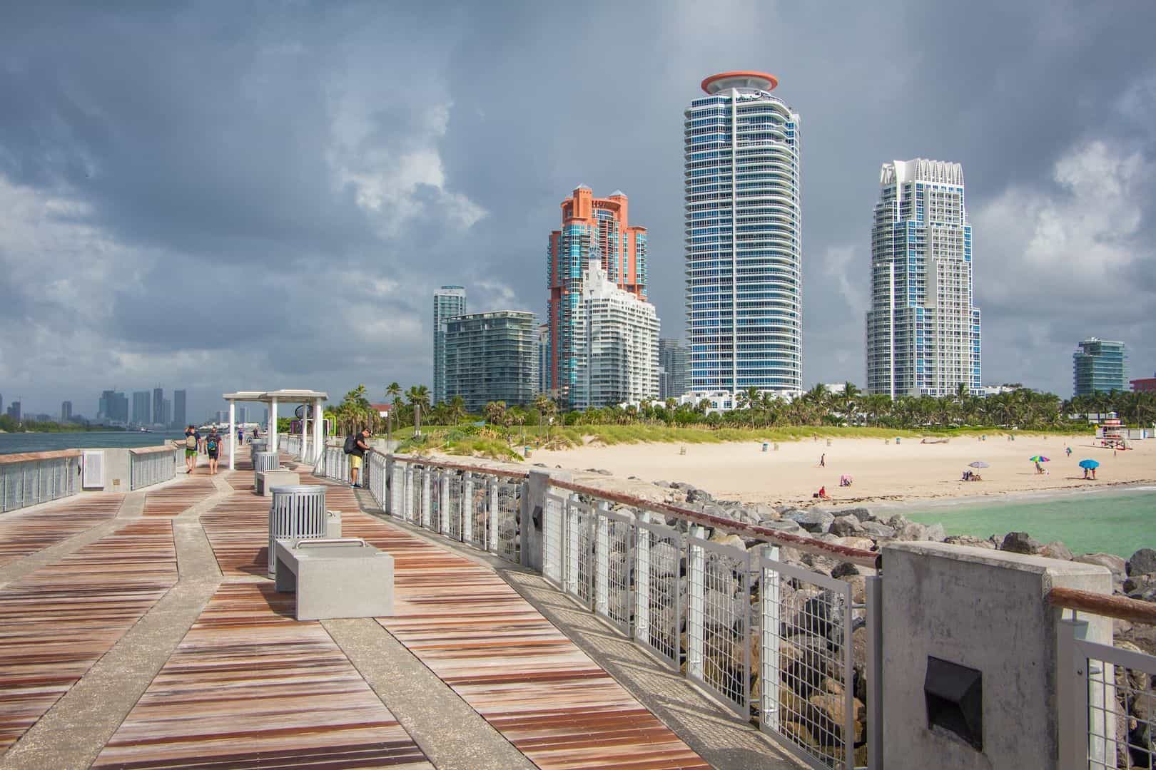 South Beach in Miami: Art Deco Heritage Walking Audio Tour