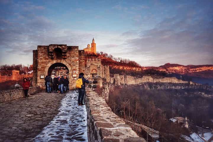 Veliko Tirnovo & Basarabvo Monastery - Small Group(2-6) Pick up