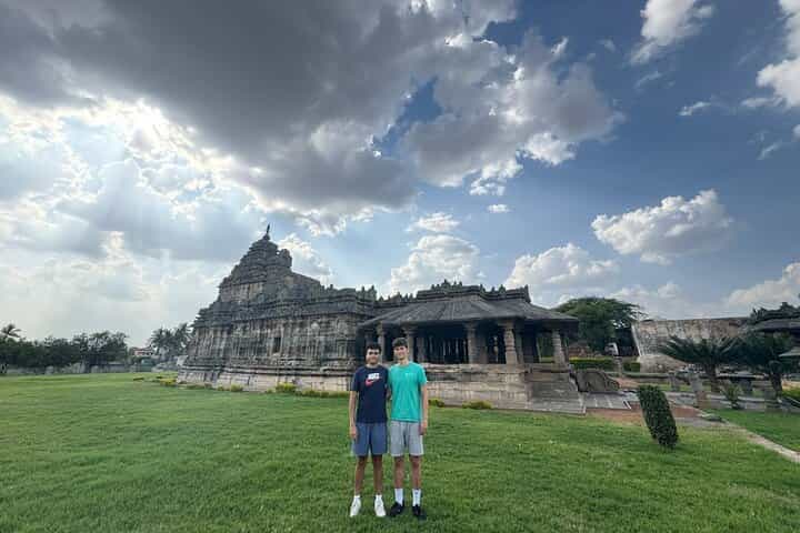 Hubli to Badami, Aihole & Pattadakal Tour