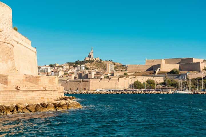 Marseille: Old Port & Panier District Walking Tour