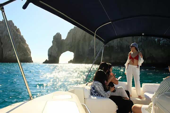 Cabo Yacht Tour to Lovers or Pelícano Beach + Beach Time