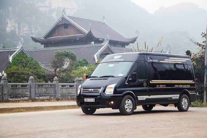 Limousine Bus Ticket From Hanoi to Ninh Binh OR Return 