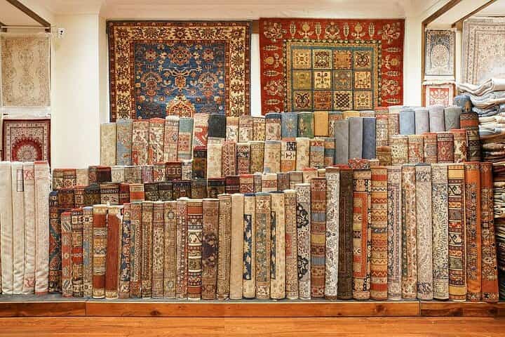 Private Grand Bazaar Shopping Tour with Local Friend