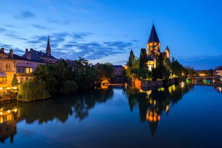 Metz Scavenger Hunt & Highlights Self-Guided Walking Tour