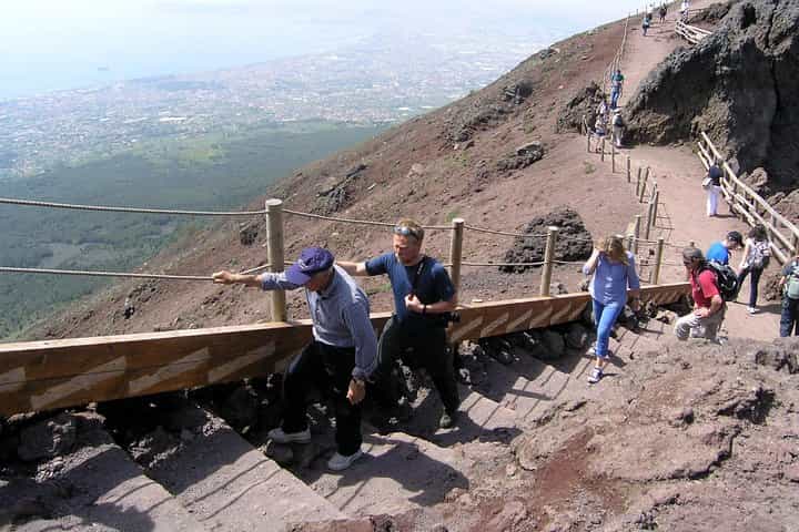 [SHARED] From Naples - Mt. Vesuvius Tour with wine tasting