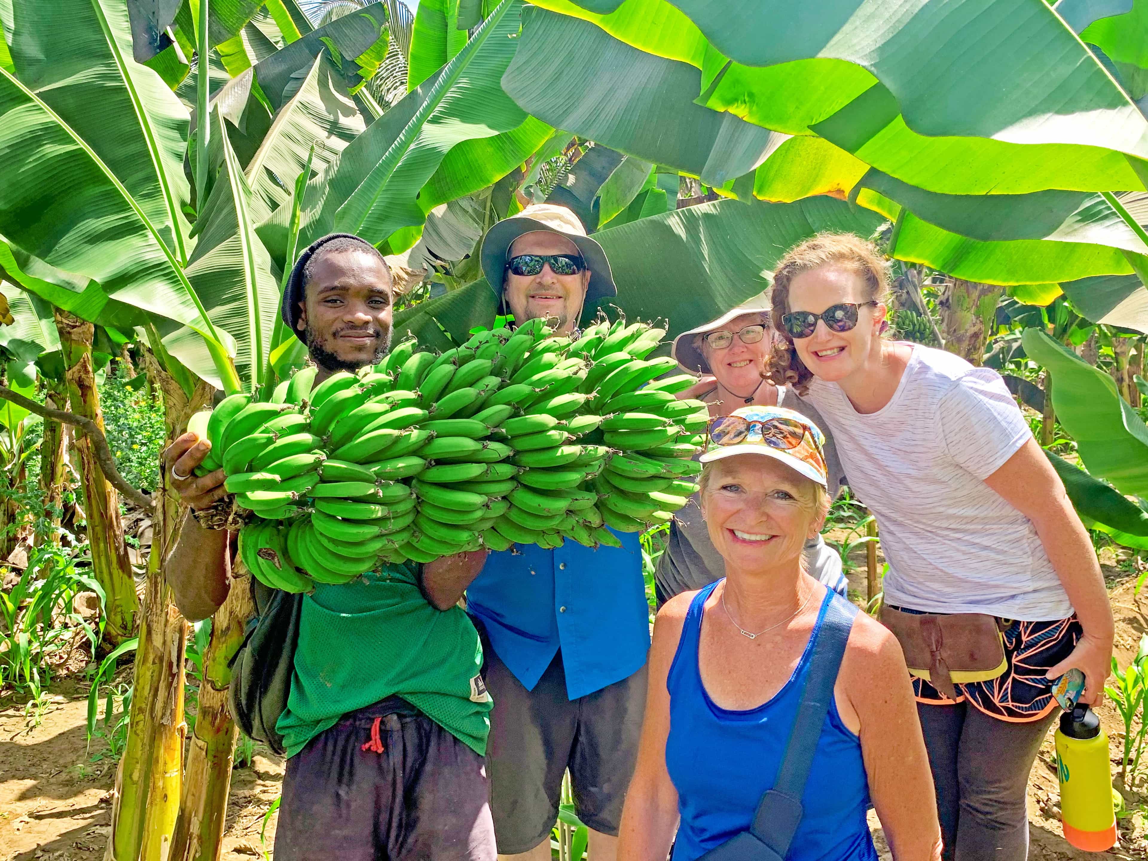 Santiago Island: Banana Plantation Tour & Workshop with a Local Family