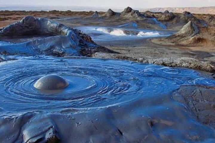 Baku: Gobustan, Mud Volcano, Fire Temple & Burning Mountain