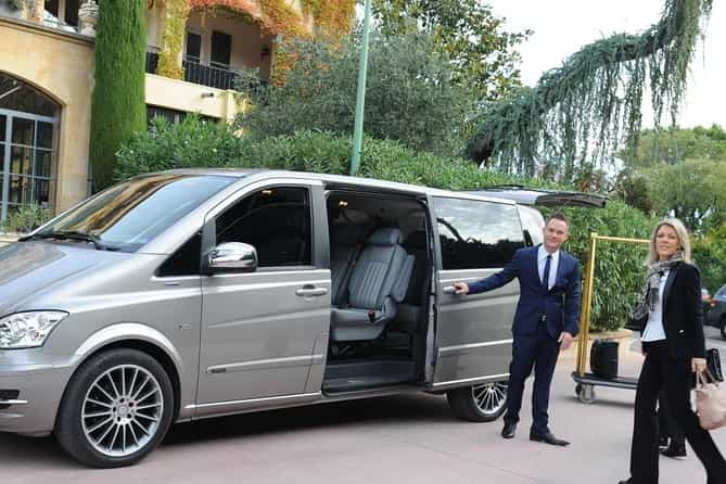 Private Transfer From Gothenburg Hotel to Gothenburg Landvetter Airport