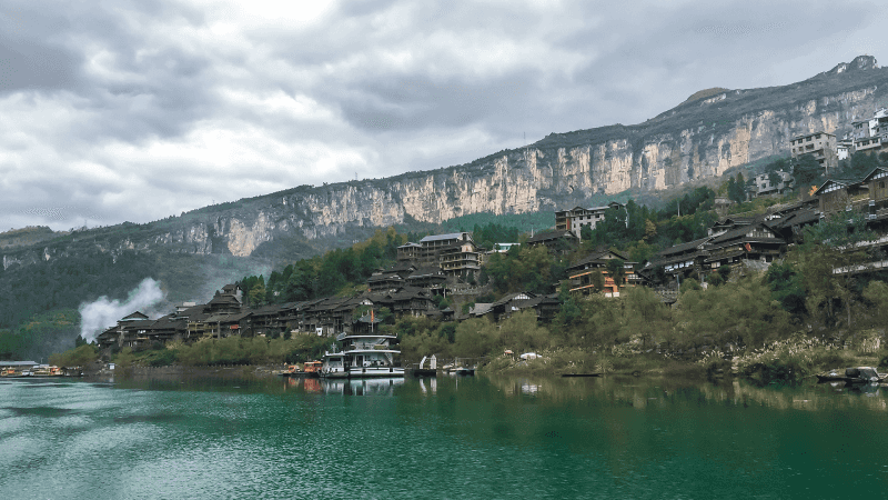 Chongqing Wujiang Gallery Cruise and Ayi River Photography