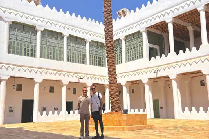 Riyadh Historic Attractions and Cultural Guided Sightseeing Tour