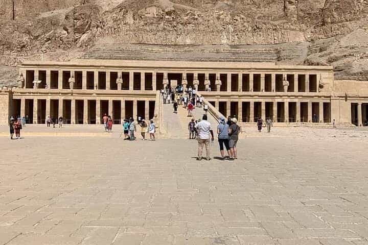 Best of Luxor in One Day: Private East & West Banks with Lunch