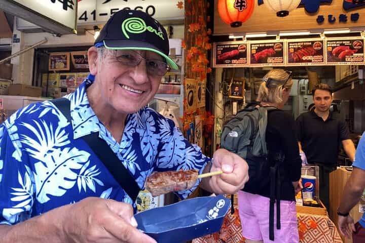 Tsukiji Fish Market Food Tasting with Local Guide