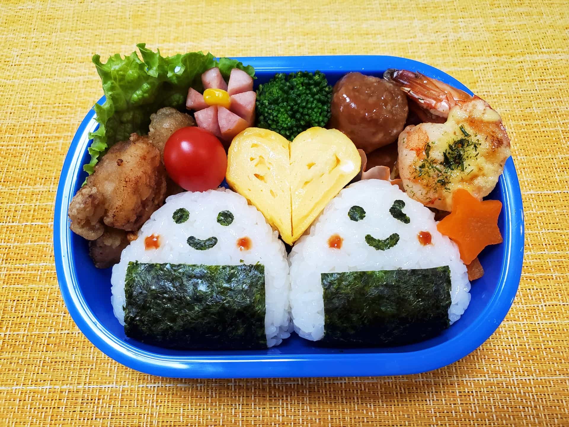 Tokyo: Cute Bento - together making at local home
