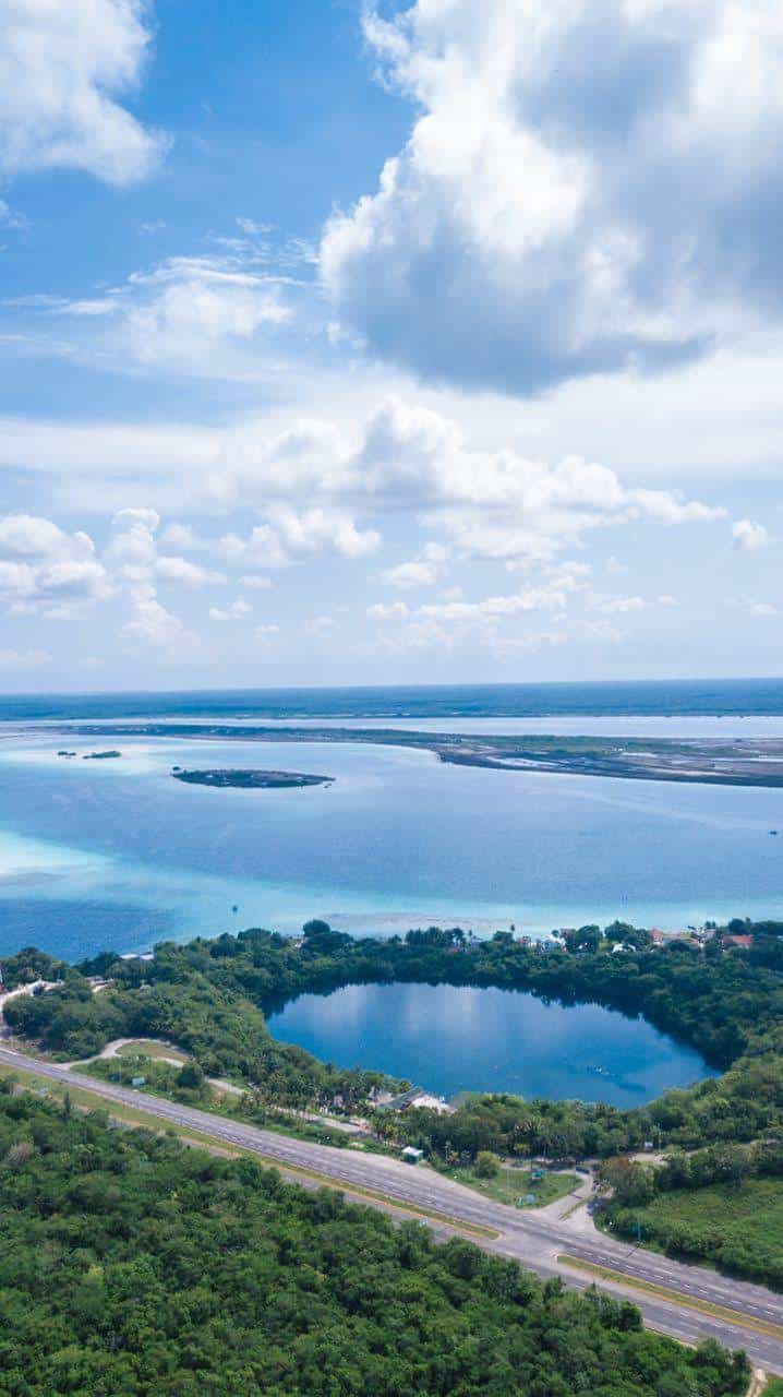 Bacalar + Laguna + Club de playa
