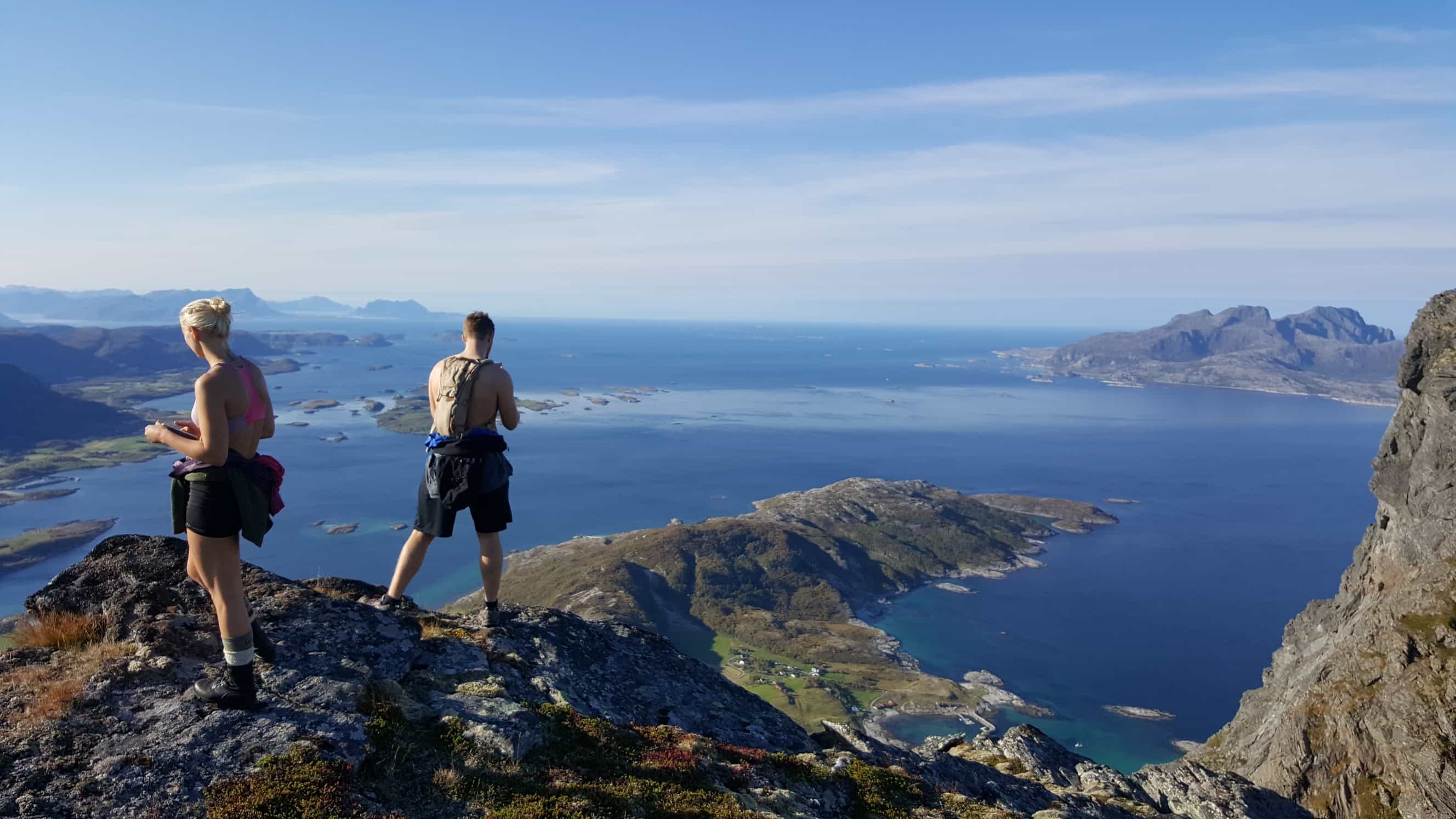 Hiking - Guided Summit Hike to Mt. Litltind in Bodø