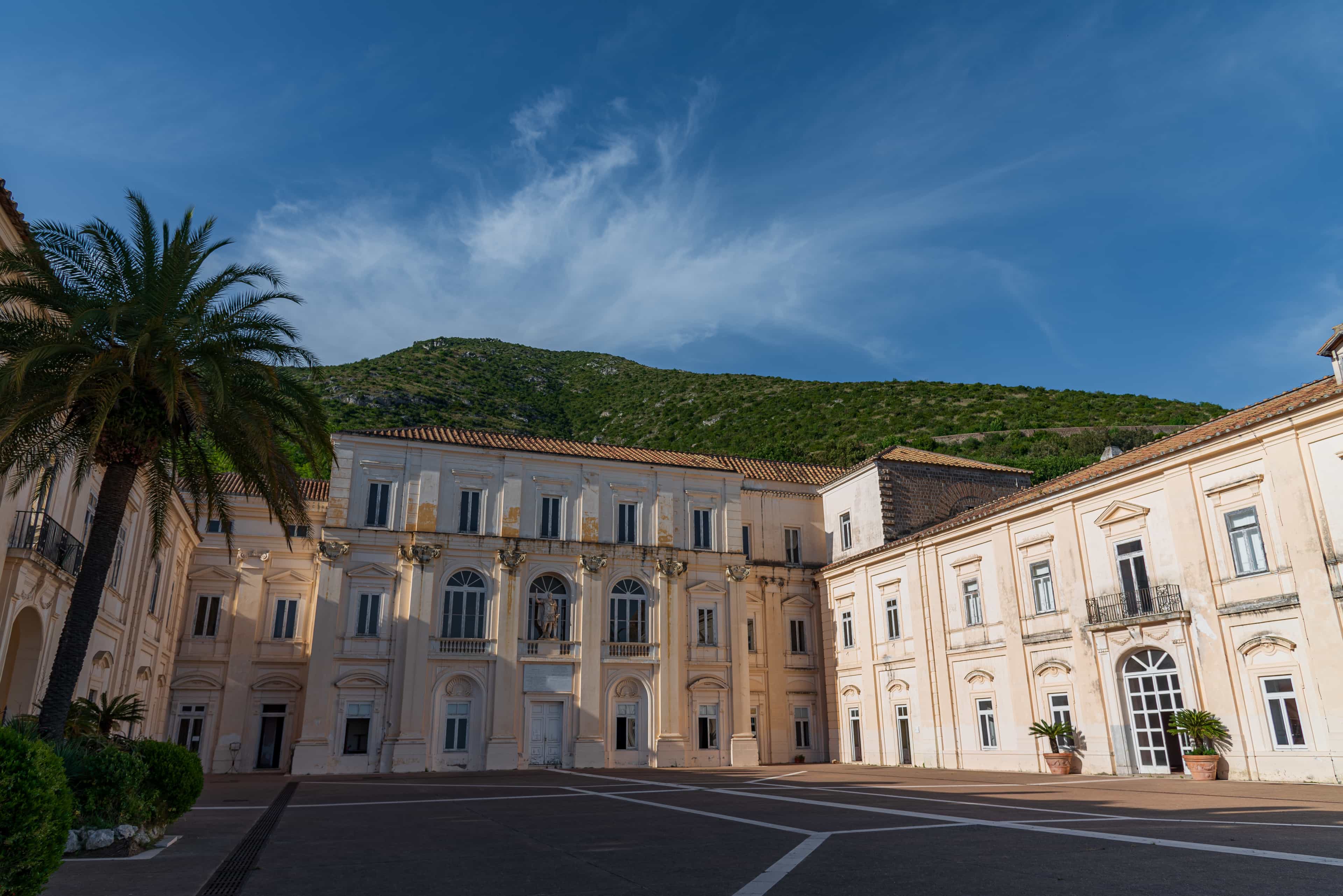 Caserta: E-bike tour to the Royal Belvedere Silk Factory