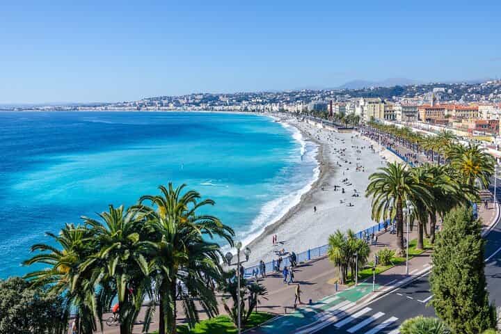 Private One-way Transfer From Cannes to Nice, 2h Stop in Antibes