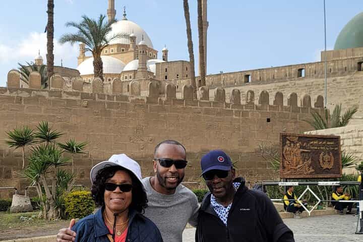 Private Egyptian Museum, Citadel and Old Cairo Tour with Lunch