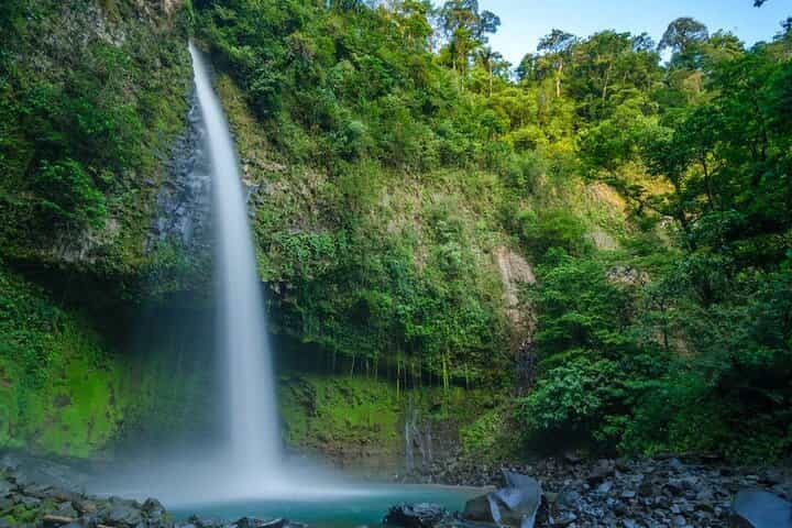 Combo Tour to Fortuna Waterfall Arenal Volcano & Mistico Bridges 
